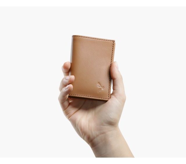 La Guêpe - Petite Maroquinerie - Porte-cartes anti-rfid "Luxe" tout cuir gold 8 Cartes - PM-018-06