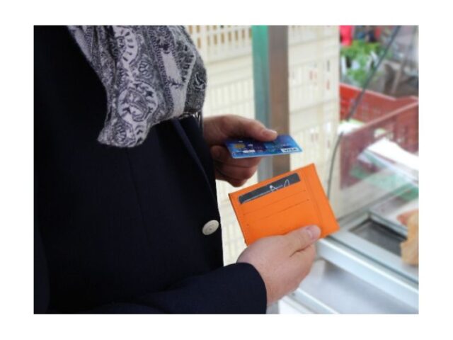 La Guêpe - Petite Maroquinerie - Porte-cartes compact gris - 575