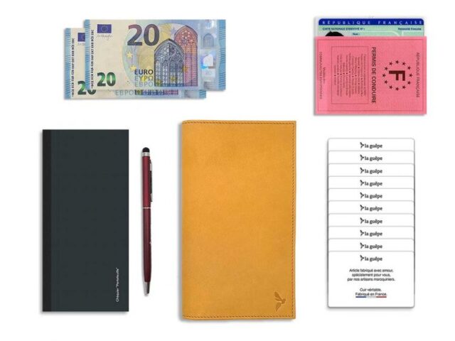 La Guêpe - Petite Maroquinerie - Porte chéquier "Luxe" tout cuir Gold