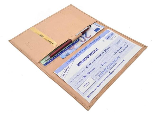 La Guêpe - Petite Maroquinerie - Porte chéquier "Luxe" tout cuir nude