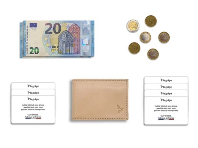 La Guêpe - Petite Maroquinerie - Porte monnaie à l'italienne "Luxe" 3 volets tout cuir nude - PM-036-01