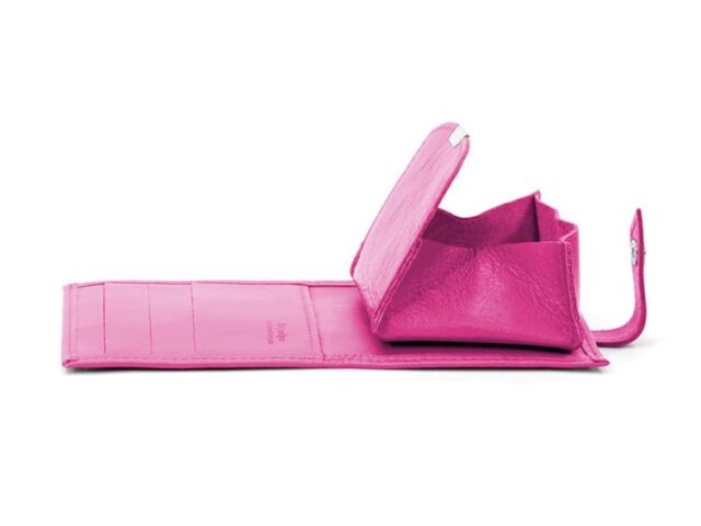 La Guêpe - Petite Maroquinerie - Porte-monnaie carré à rabat en cuir fuchsia - 012