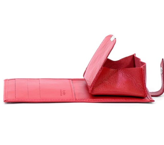 La Guêpe - Petite Maroquinerie - Porte-monnaie carré à rabat en cuir rouge - 012