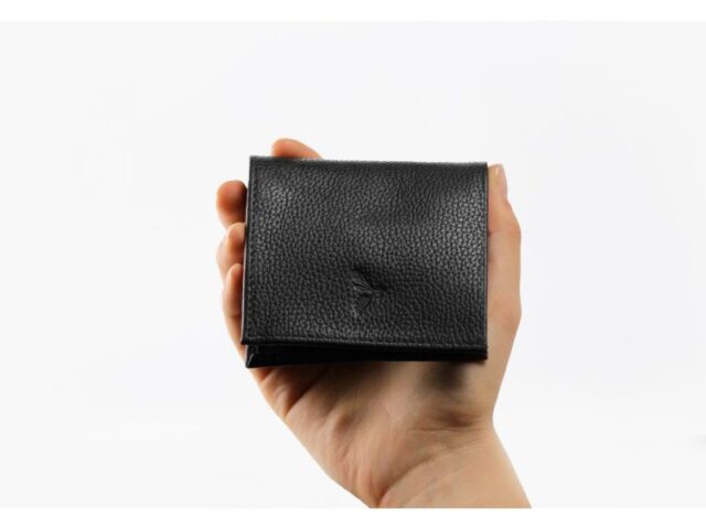 La Guêpe - Petite Maroquinerie - Porte-monnaie carré en cuir noir - 367