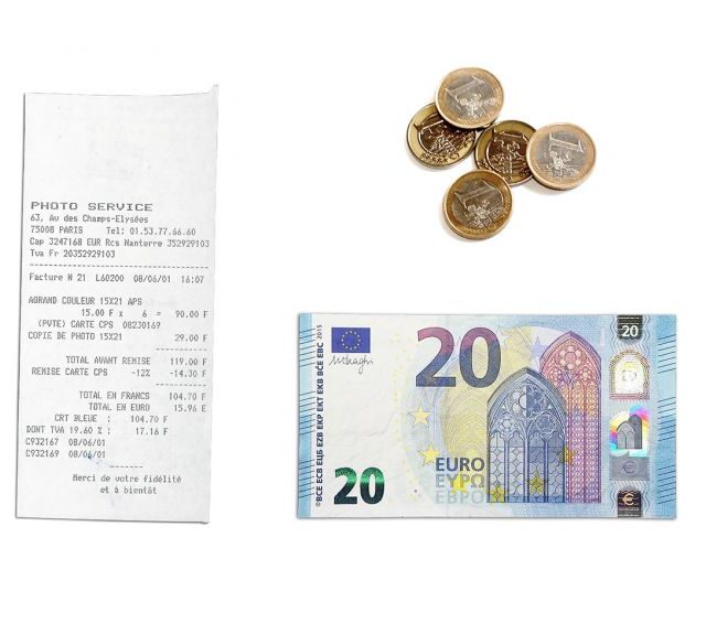 La Guêpe - Petite Maroquinerie - Porte-monnaie demi-lune en cuir violet - 897