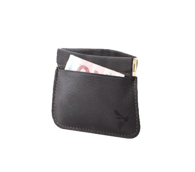 La Guêpe - Petite Maroquinerie - Porte-monnaie en cuir marron "Clap" - 431