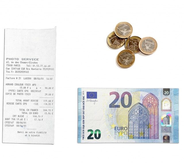 La Guêpe - Petite Maroquinerie - Porte-monnaie fermeture zippée cuir marron - 204