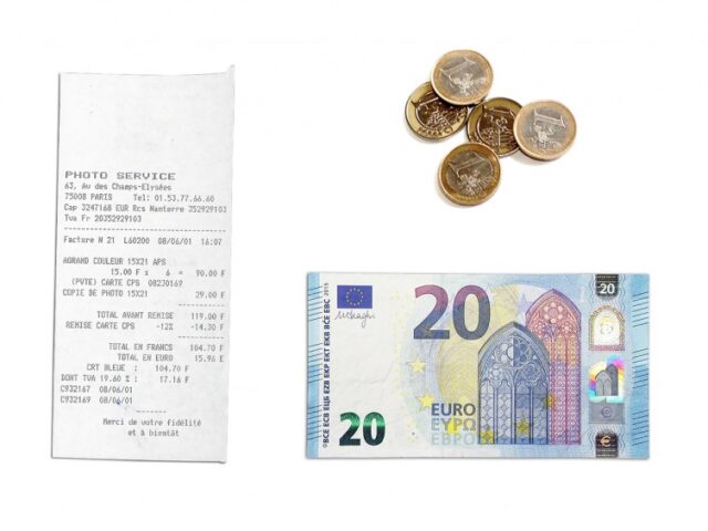 La Guêpe - Petite Maroquinerie - Porte-monnaie en cuir noir "Clap" - 431