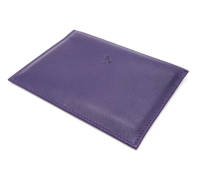 La Guêpe - Petite Maroquinerie - Porte papier auto compact "Luxe"  tout cuir myrtille - PM-003-01