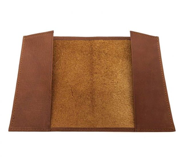 La Guêpe - Petite Maroquinerie - Porte passeport en cuir fauve - B41