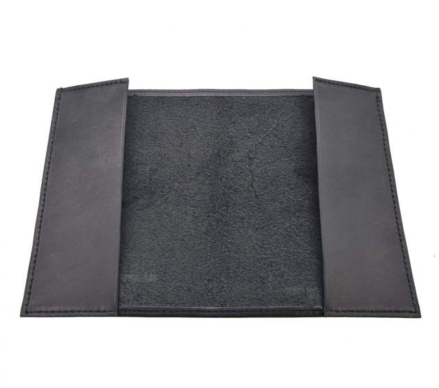 La Guêpe - Petite Maroquinerie - Porte passeport en cuir noir - B41