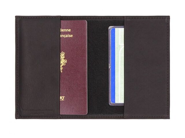 La Guêpe - Petite Maroquinerie - Porte passeport en cuir noir - B41