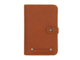 Portefeuille 2 volets en cuir fauve- 901 par la marque La Guêpe La Guêpe - Portefeuille 2 volets en cuir fauve- 901