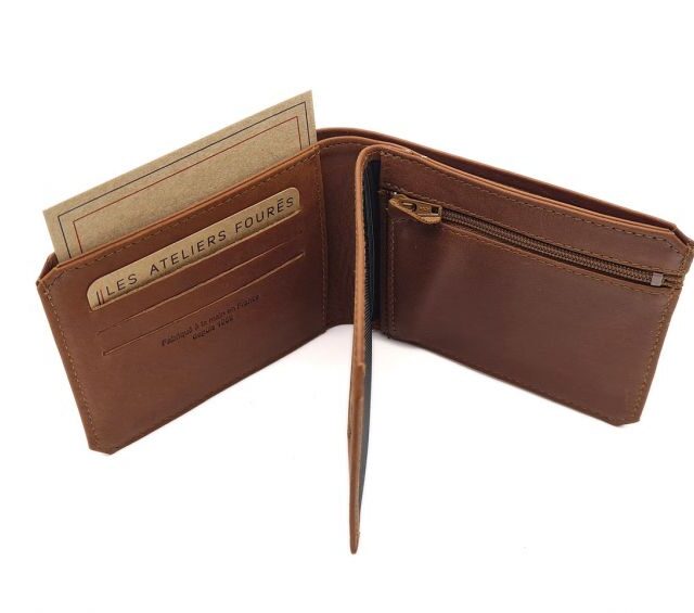 La Guêpe - Petite Maroquinerie - Portefeuille à l'italienne en cuir fauve 3 volets - 960