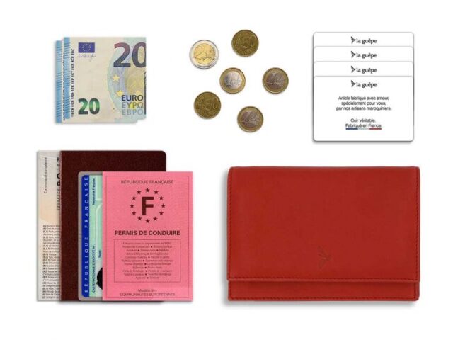 La Guêpe - Petite Maroquinerie - Portefeuille ceinture avec passant - "Luxe" en cuir rouge - PM-014-01