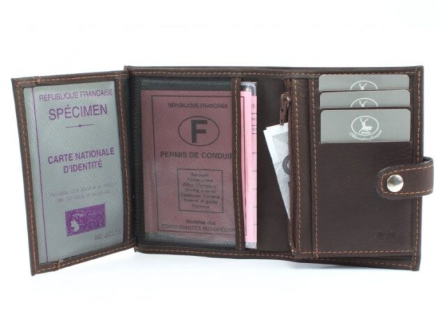 La Guêpe - Petite Maroquinerie - Portefeuille cuir marron à patte - 139