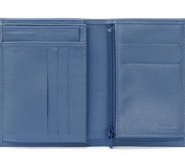 à  3 volets - bleu de prusse - 582