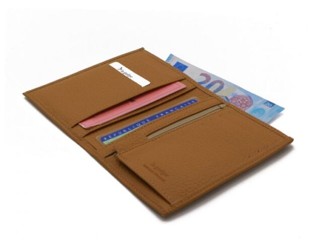 La Guêpe - Petite Maroquinerie - Portefeuille en cuir grainé beige - 13 cm