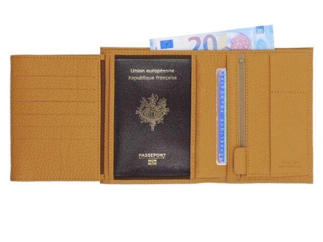 La Guêpe - Petite Maroquinerie - Portefeuille en cuir grainé beige - 15 cm 4 volets - PM-019-05