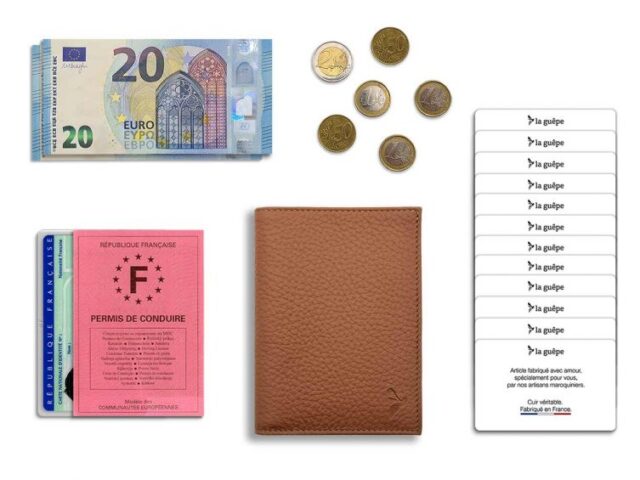 La Guêpe - Petite Maroquinerie - Portefeuille en cuir grainé marron - 13 cm - PM-028-05