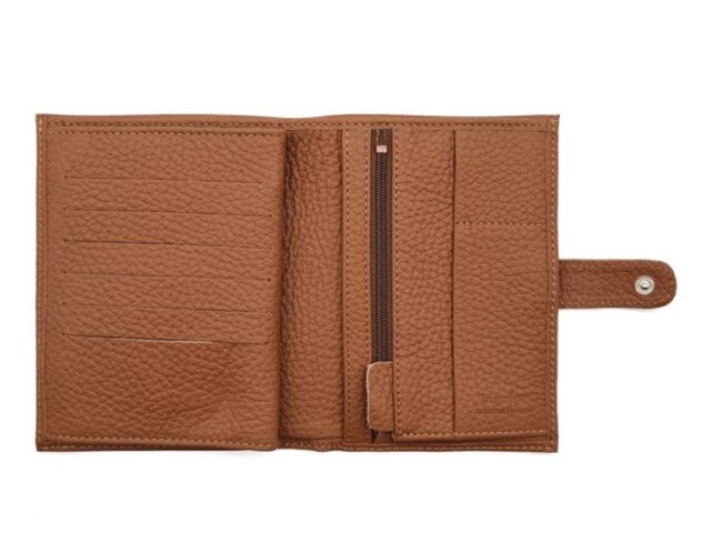 La Guêpe - Petite Maroquinerie - Portefeuille en cuir grainé marron avec patte - 15 cm 4 volets - PM-020-05