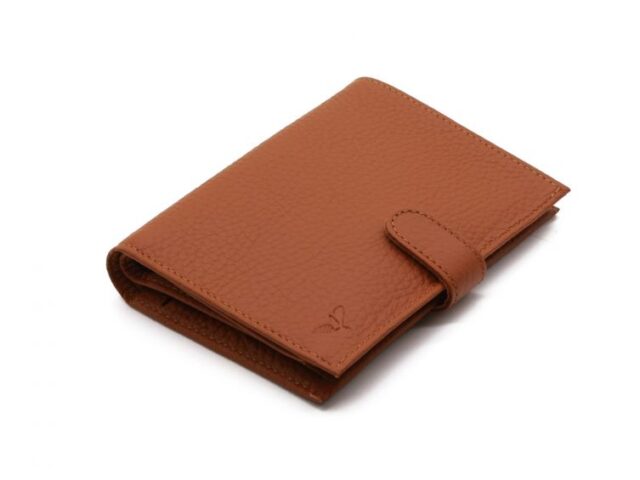 La Guêpe - Petite Maroquinerie - Portefeuille en cuir grainé marron avec patte - 15 cm 4 volets - PM-020-05