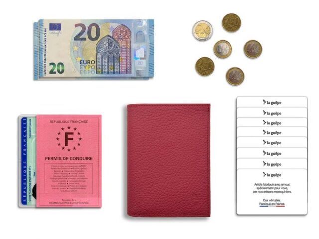 La Guêpe - Petite Maroquinerie - Portefeuille en cuir grainé rouge - 13 cm