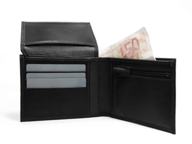 La Guêpe - Petite Maroquinerie - Portefeuille en cuir noir - 427