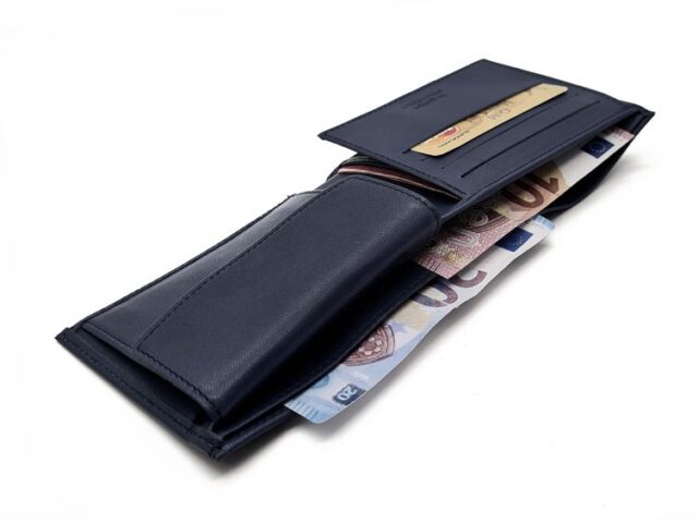 La Guêpe - Petite Maroquinerie - Portefeuille "Luxe" en cuir bleu - 12 cm 3 volets à l'italienne - PM-015-01