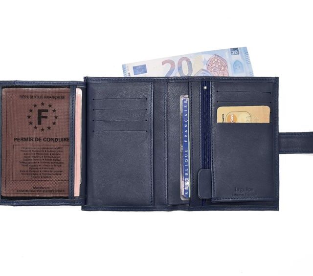 3 volets avec patte - PM-007-01