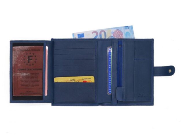 3 volets avec patte - PM-009-01