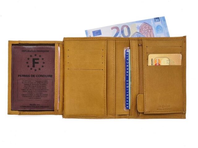 3 volets - PM-002-01