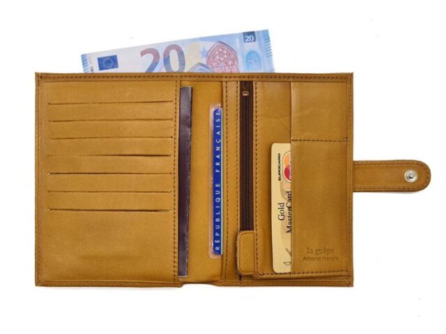 2 volets avec patte - PM-010-01