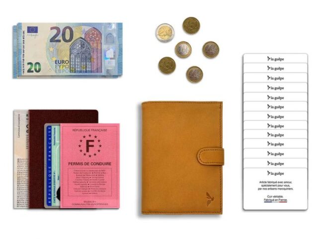 3 volets avec patte - PM-009-01