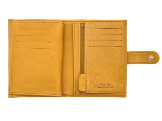 La Guêpe - Petite Maroquinerie - Portefeuille "Luxe" en cuir gold fermeture patte - 13 cm 4 volets - PM-016-01