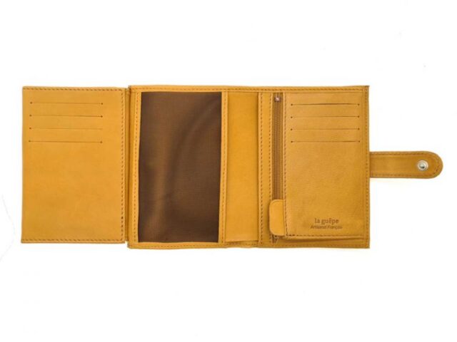 La Guêpe - Petite Maroquinerie - Portefeuille "Luxe" en cuir gold fermeture patte - 13 cm 4 volets - PM-016-01