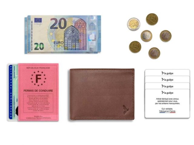 La Guêpe - Petite Maroquinerie - Portefeuille "Luxe" en cuir marron - 12 cm 3 volets à l'italienne - PM-015-01