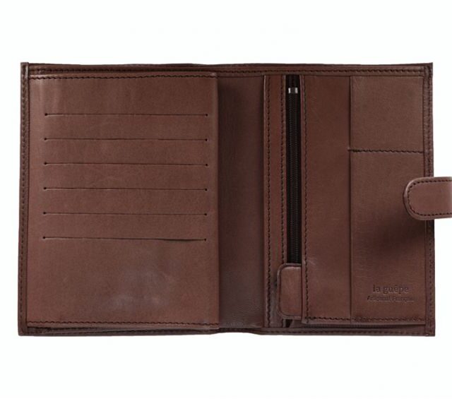 La Guêpe - Petite Maroquinerie - Portefeuille "Luxe" en cuir marron avec patte - 15 cm 4 volets - PM-020-01