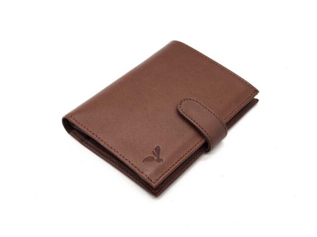 La Guêpe - Petite Maroquinerie - Portefeuille "Luxe" en cuir marron fermeture patte - 13 cm 4 volets - PM-016-01