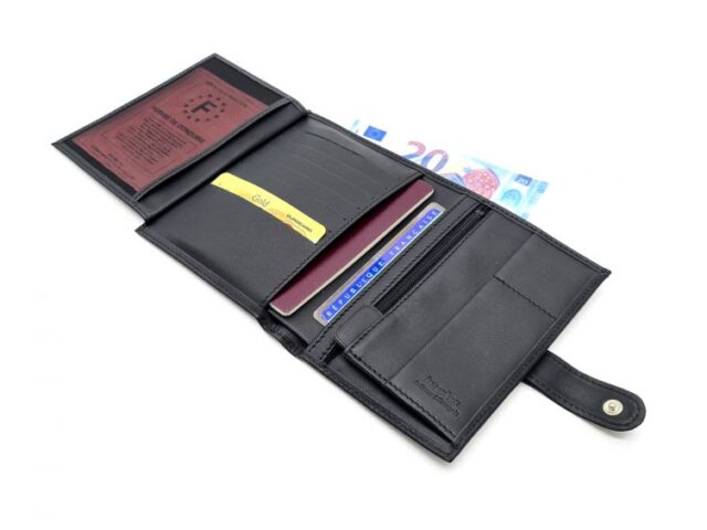 3 volets avec patte - PM-009-01