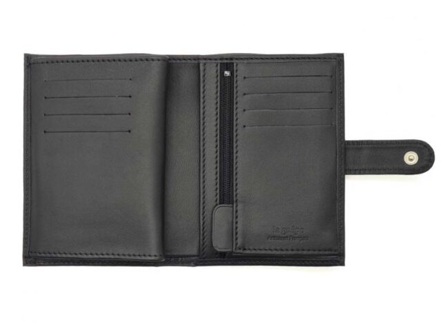 La Guêpe - Petite Maroquinerie - Portefeuille "Luxe" en cuir noir fermeture patte - 13 cm 4 volets - PM-016-01