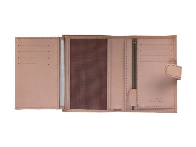La Guêpe - Petite Maroquinerie - Portefeuille "Luxe" en cuir nude fermeture patte - 13 cm 4 volets - PM-016-01