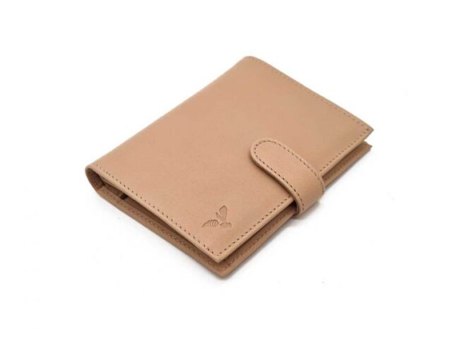 La Guêpe - Petite Maroquinerie - Portefeuille "Luxe" en cuir nude fermeture patte - 13 cm 4 volets - PM-016-01