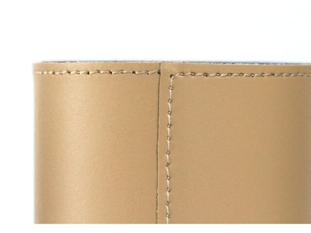 Lavoisier Maroquinier - Pot à crayons en cuir beige cafe latte