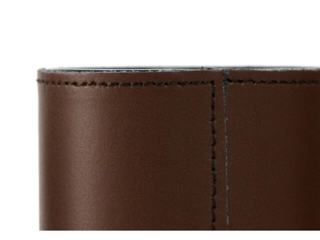 Lavoisier Maroquinier - Pot à crayons en cuir marron