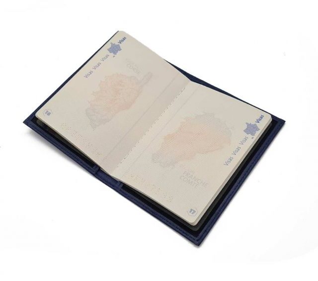 La Guêpe - Petite Maroquinerie - Protège passeport "Luxe" en cuir bleu - simple 2 volets - PM-032-01