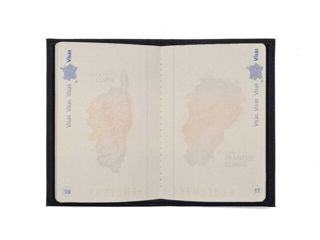 La Guêpe - Petite Maroquinerie - Protège passeport "Luxe" en cuir noir - simple 2 volets - PM-032-01
