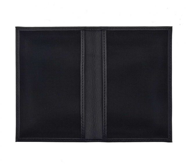 La Guêpe - Petite Maroquinerie - Protège passeport "Luxe" en cuir noir - simple 2 volets - PM-032-01