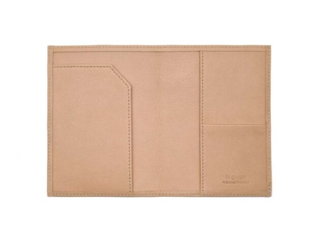 La Guêpe - Petite Maroquinerie - Protège passeport "Luxe" en cuir nude - avec porte billet avion - PM-033-01
