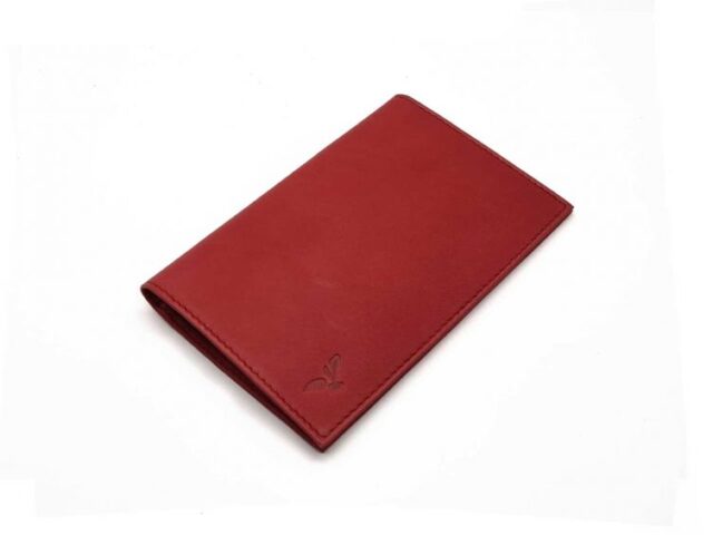 La Guêpe - Petite Maroquinerie - Protège passeport "Luxe" en cuir rouge - simple 2 volets - PM-032-01